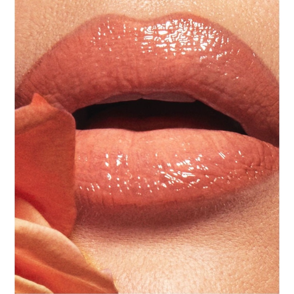 KKW Soft Peach Lip Lacquer